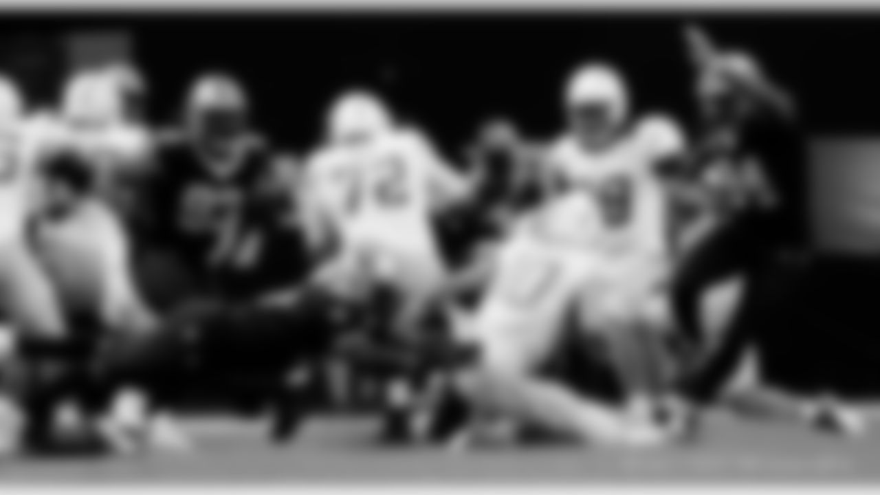 Game action photos from the New Orleans Saints vs. Los Angeles Chargers matchup in Week 5 of the 2020 NFL season.