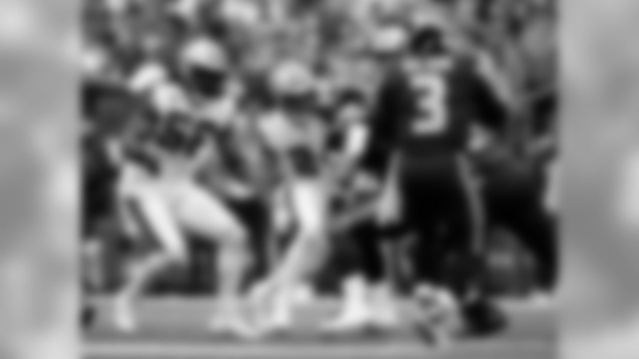 Game action photos of the New Orleans Saints taking on the Seattle Seahawks in week 3 of the 2019 NFL season.