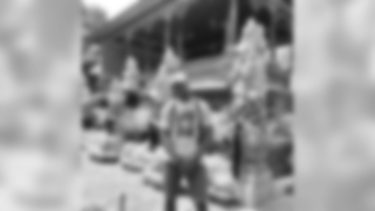 Marcus Williams: Don't let the negativity affect you!!! Get up, get out, and enjoy the life you were given!!