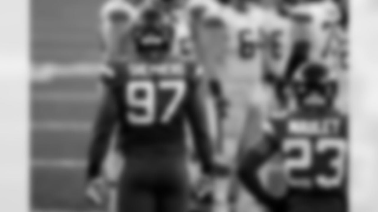 New Orleans Saints announced that they have agreed to terms with free agent defensive end Nathan Shepherd on Friday, March 17, 2023. Check out Nathan in action with the New York Jets during his NFL career.