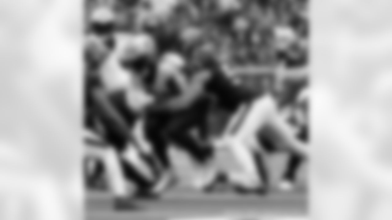 Check out the game action shots from the New Orleans Saints game against the Houston Texans in Week 6 of the 2023 NFL season.