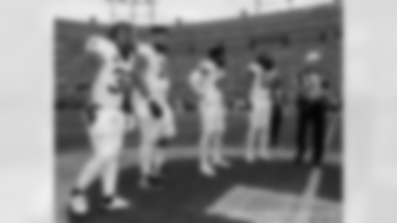 Check out the pregame warm-ups from the New Orleans Saints game against the Green Bay Packers in Week 3 of the 2023 NFL season.