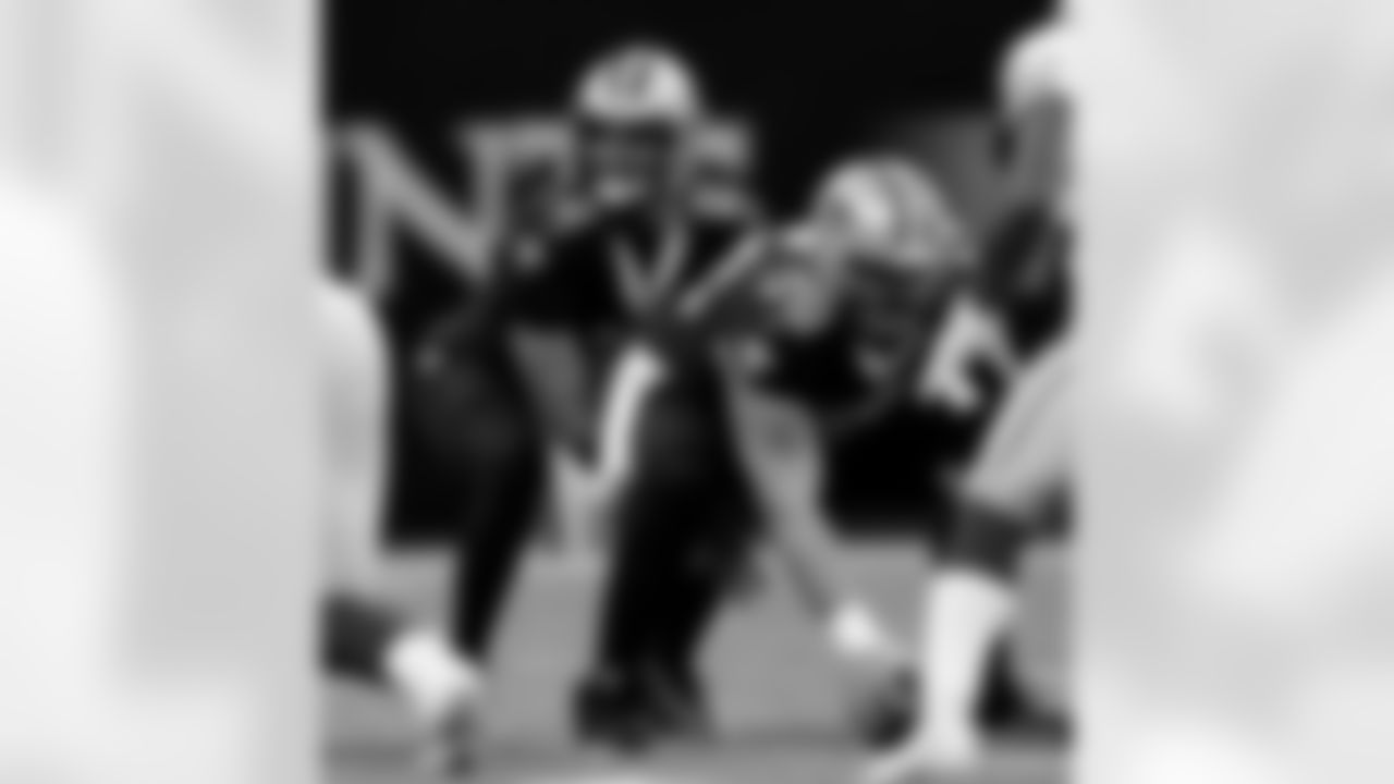Game action photos from the New Orleans Saints vs. San Francisco 49ers matchup in Week 10 of the 2020 NFL season.