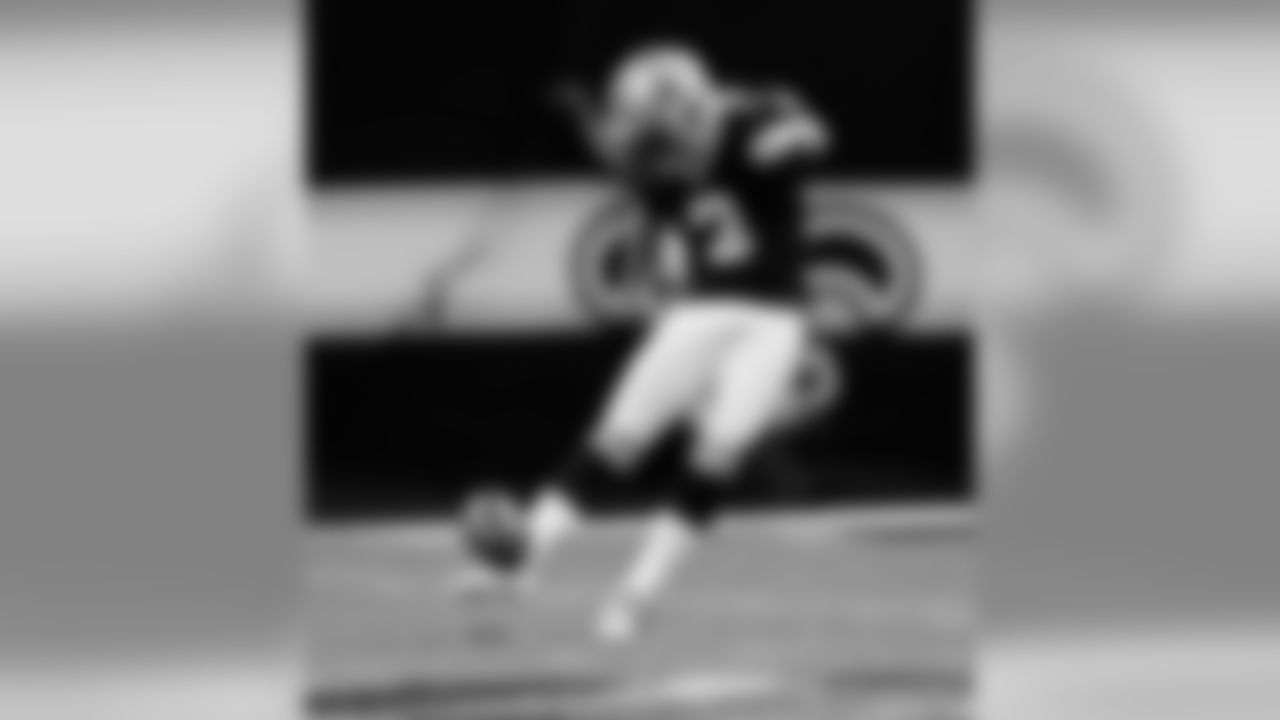 2019 Saints Pre Season
Dolphins 16- Saints 13 (L)
2019 New Orleans Saints
All Images Copyright Michael C. Hebert