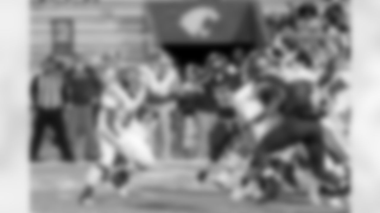 With New Orleans Saints Super Bowl-winning wide receiver Robert Meachem in attendance, the host Destrehan Wildcats defeated the Panthers of Woodlawn 29-20 in the Class 5A round two playoff during the Sanderson Farms Louisiana High School Game of the Month on Friday, November 19, 2021.