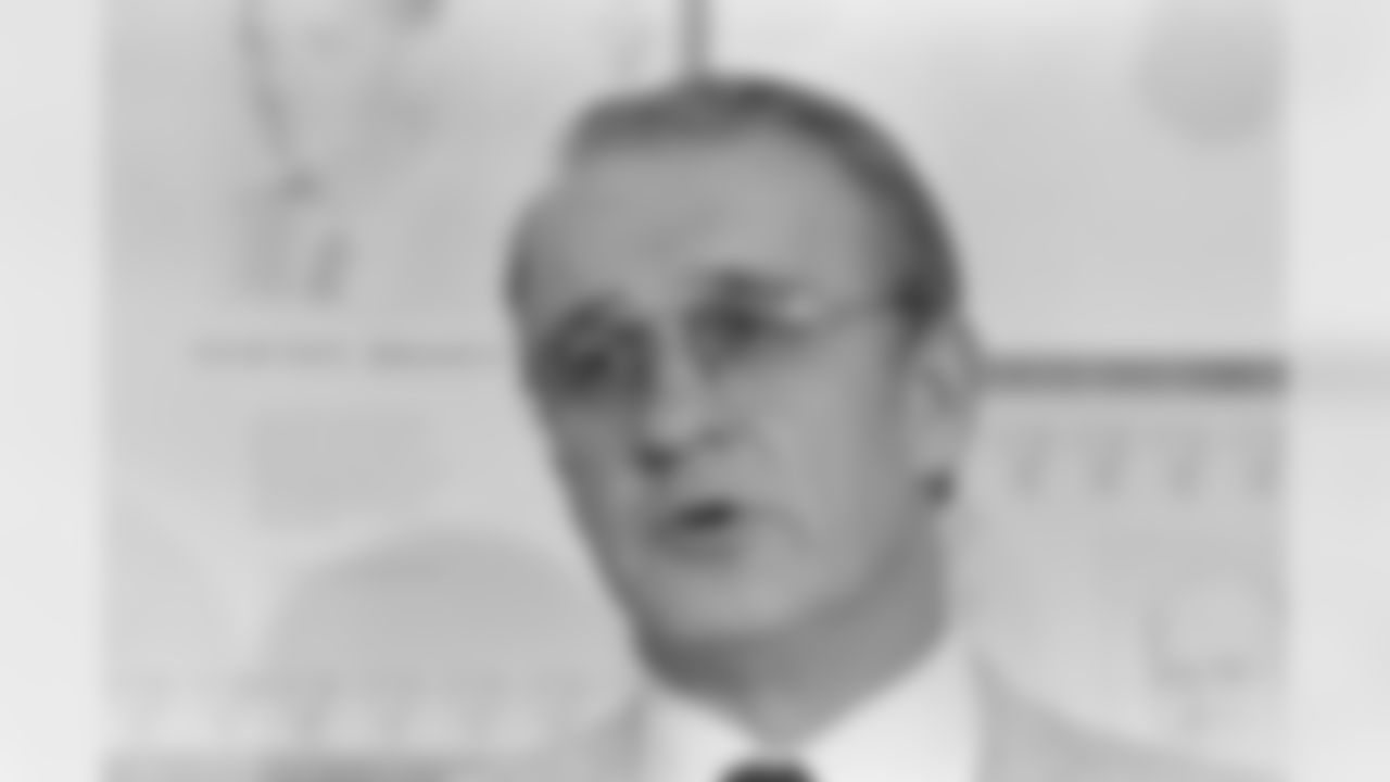 Dick Stanfel