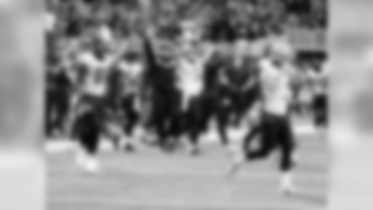 Gallery-NOATLWK3-Action-2560-0078