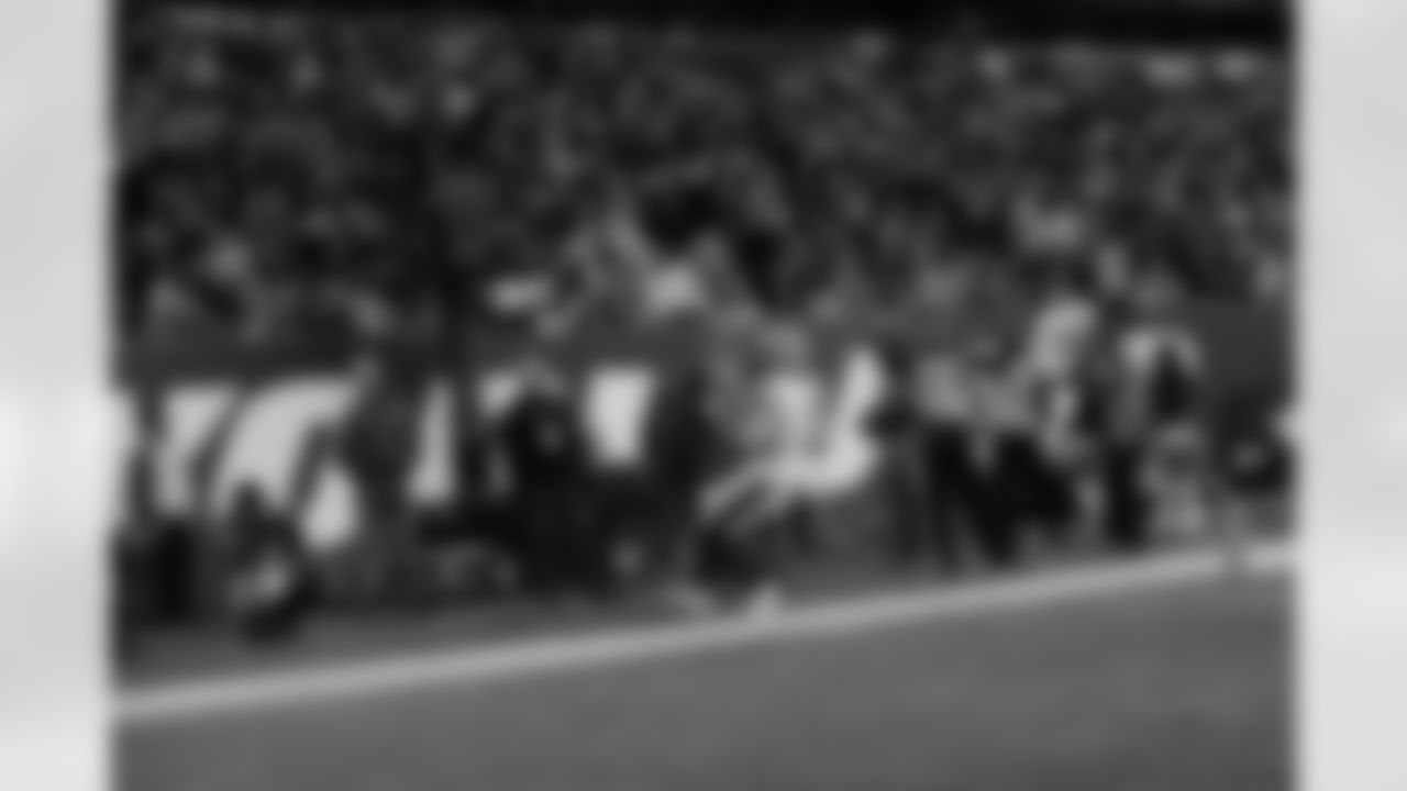 The New Orleans Saints take on the New York Jets in Week 14 of the 2021 NFL season on December 12, 2021.