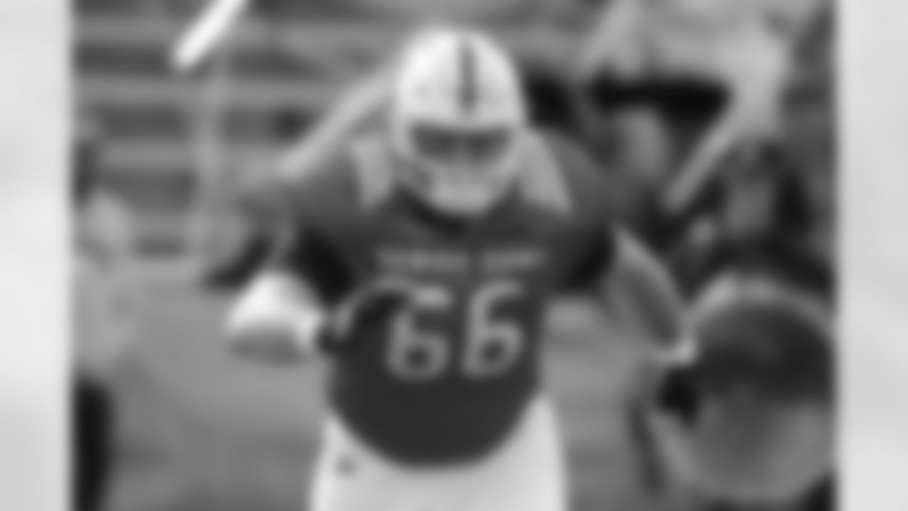 Defensive tackle Harrison Phillips of Stanford