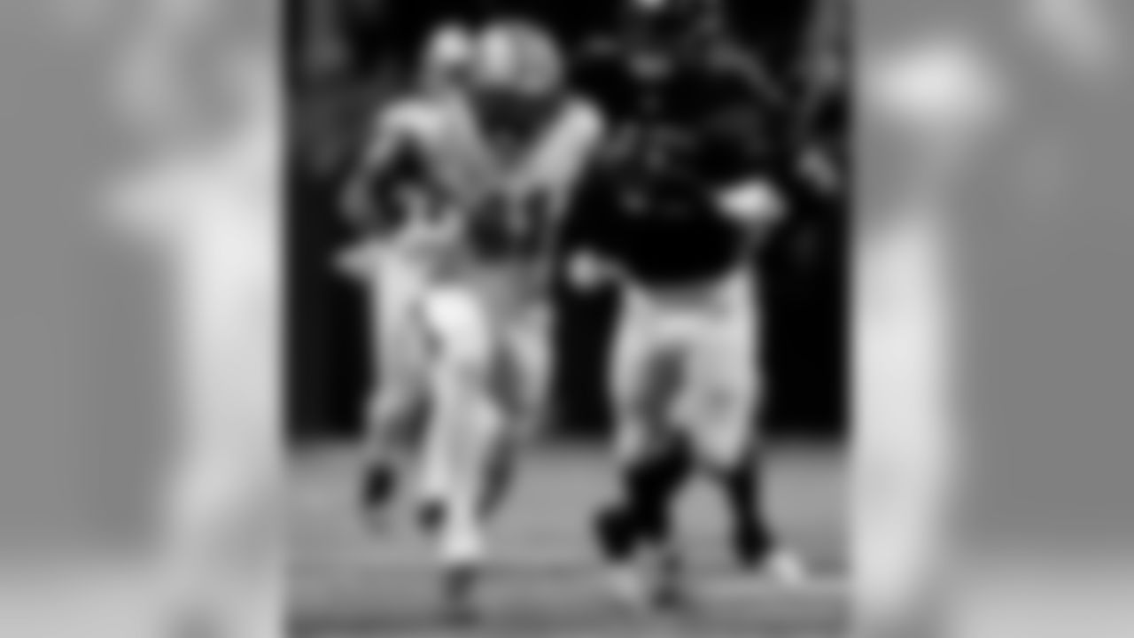 Game action photos from Thursday Night Football on Thanksgiving night 2019 as the New Orleans Saints defeated the Atlanta Falcons in week 13 at Mercedes-Benz Stadium.