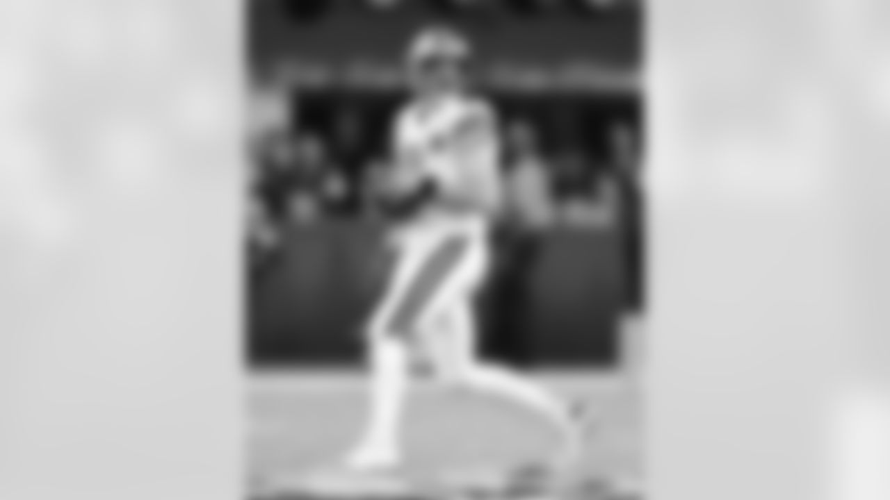 Saints 30 - Vikings 20(W)
New Orleans Saints 2018 Season
Michael C. Hebert