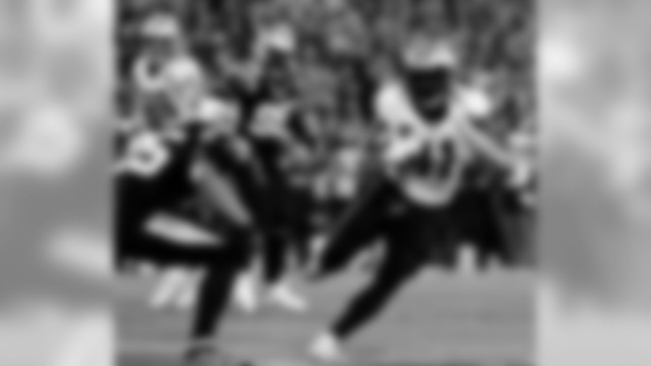 Saints 12 - Carolina 9 (W)
New Orleans Saints 2018 Season
Michael C. Hebert