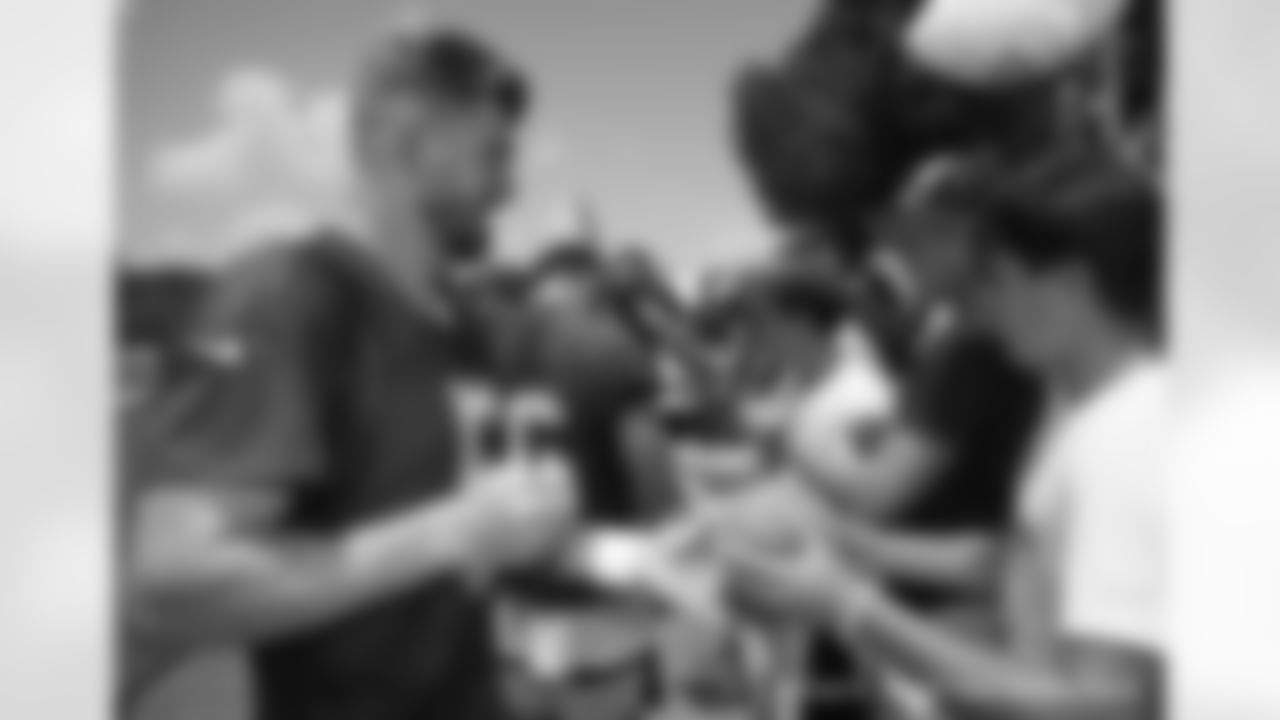 New Orleans Saints quarterback Andy Dalton signs autographs at Day 1 of 2022 Minicamp at the Ochsner Sports Performance Center on Tuesday, June 14, 2022.