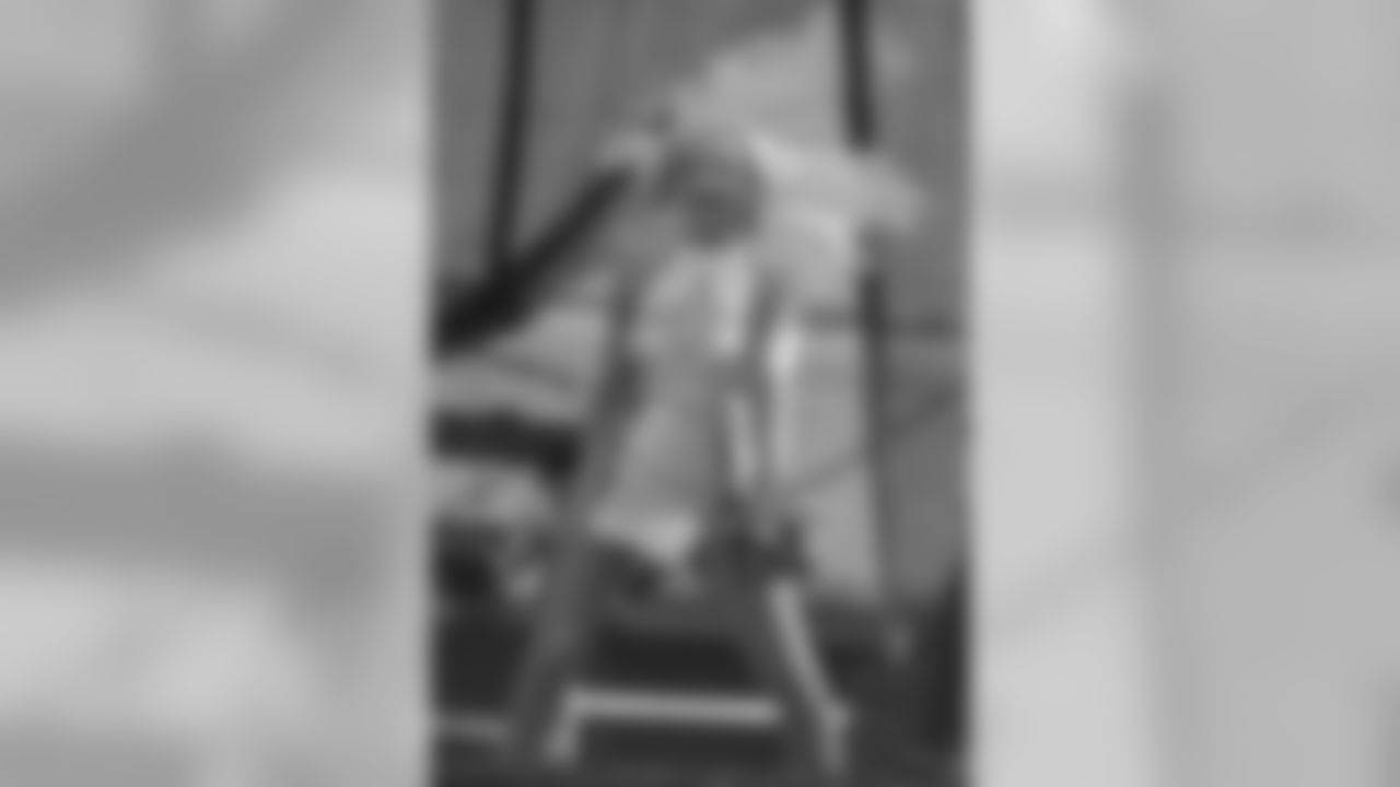 Gallery-fans-champions-square-1440-256-_0275
