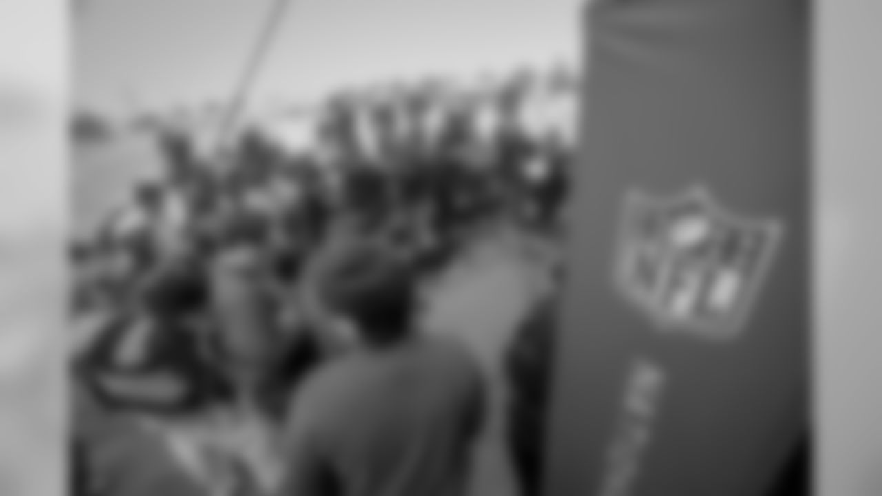Gallery-playoff-practice-2560-14400192