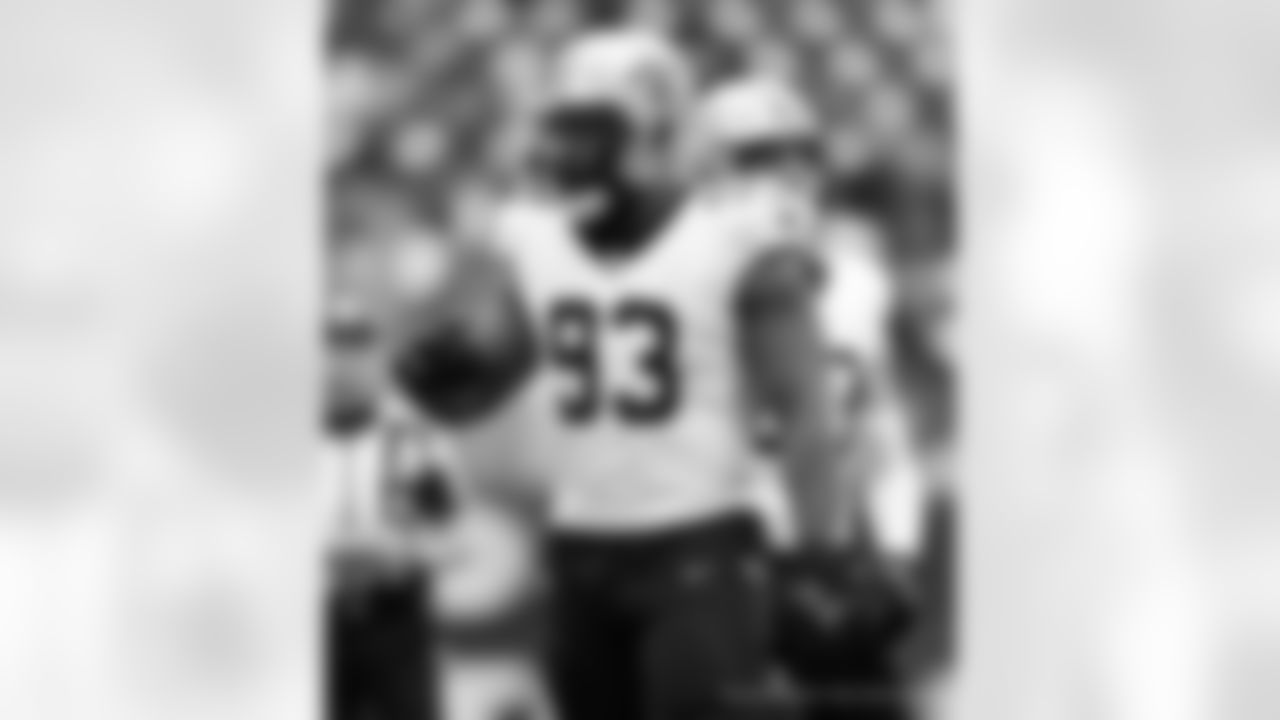 Check out the game action shots from the New Orleans Saints game against the Houston Texans in Week 6 of the 2023 NFL season.