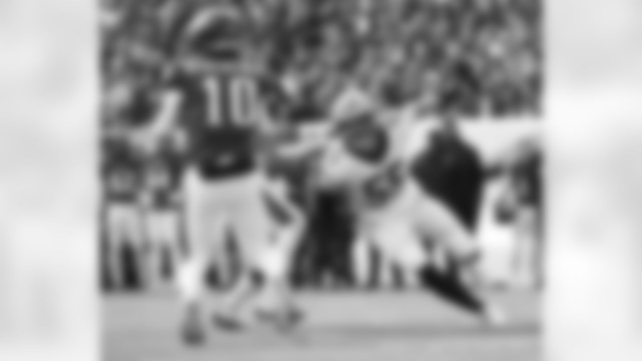 Check out the game action from the New Orleans Saints win against the Philadelphia Eagles in Week 17 of the 2022 NFL season.