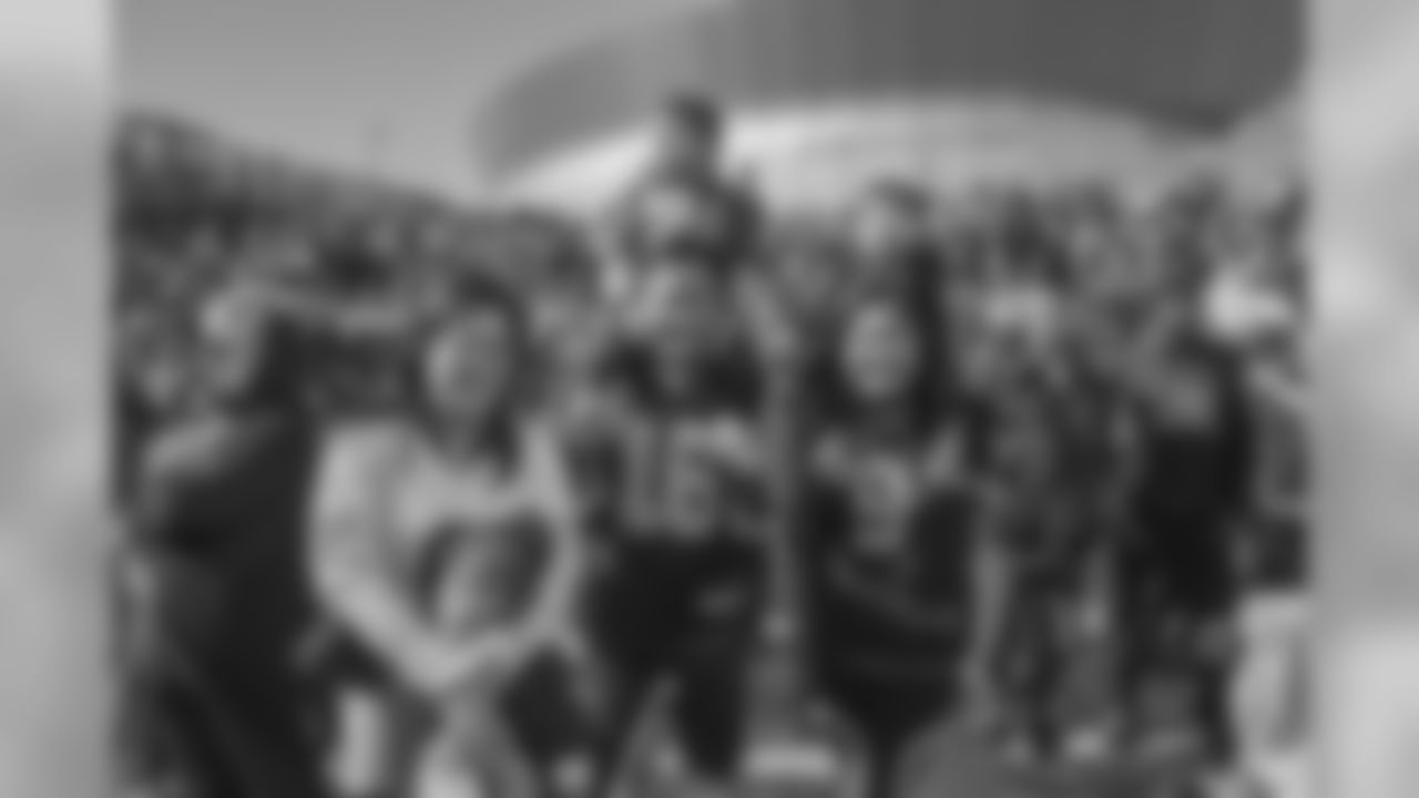 Gallery-fans-2560-14400773