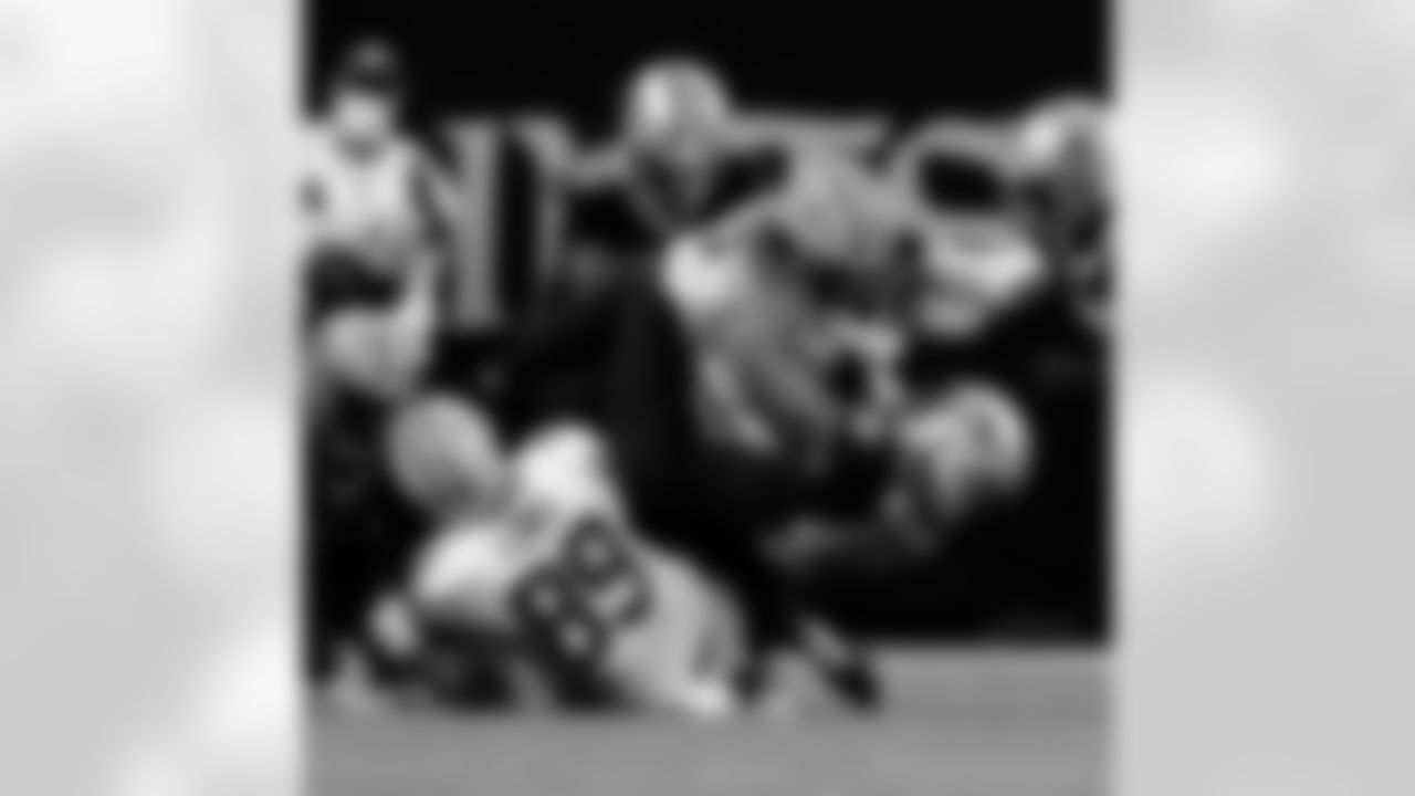 Game action photos from the New Orleans Saints vs. Green Bay Packers matchup in Week 3 of the 2020 NFL season.