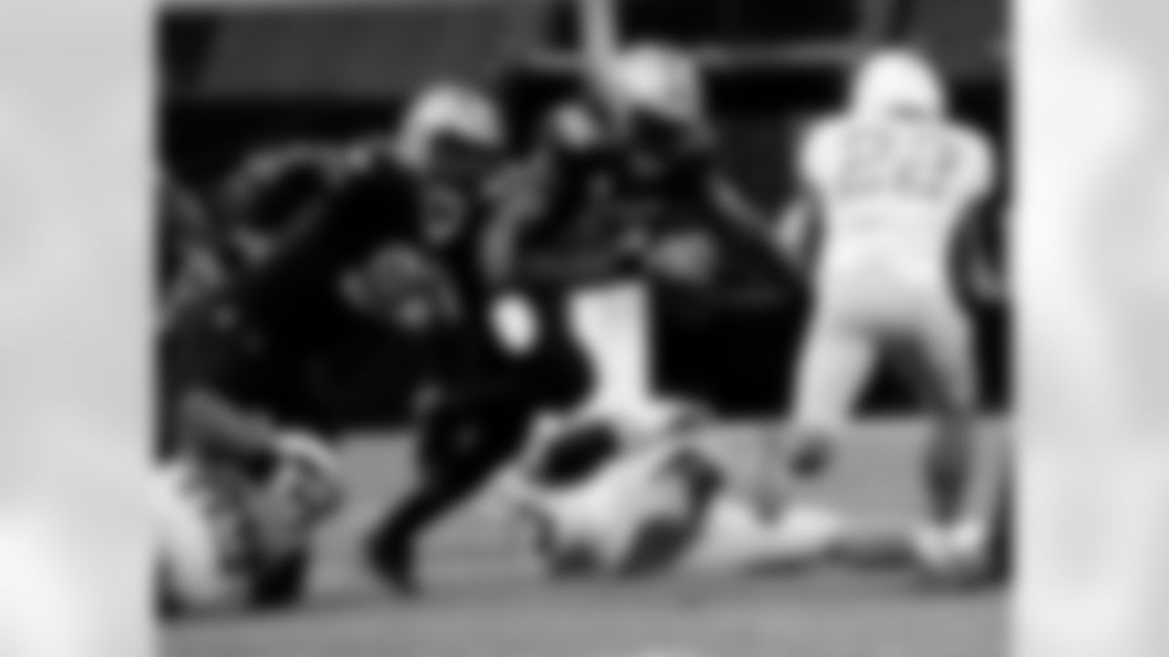 Check out photos of New Orleans Saints linebacker Demario Davisin action during the 2020 NFL season.