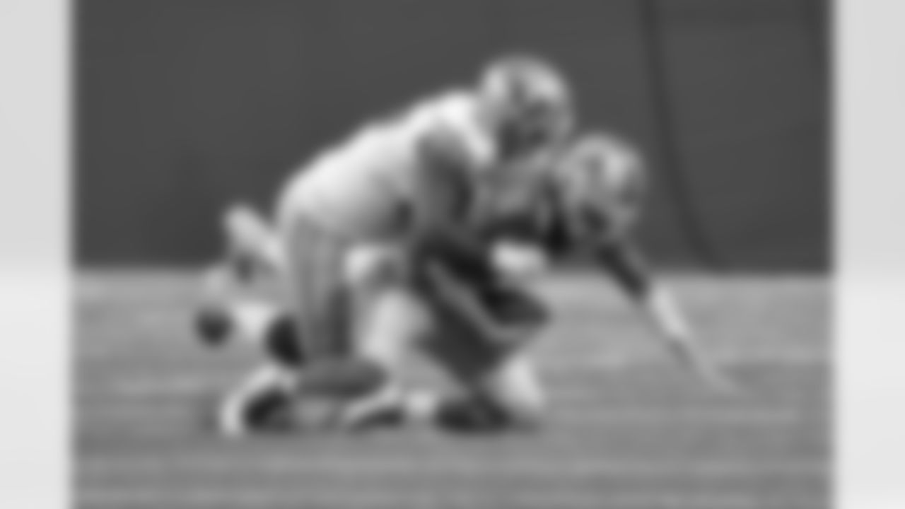 New Orleans Saints announced that they have agreed to terms with unrestricted free agent defensive end Kentavius Street on Friday, March 18, 2022. Check out Kentavius in action with the San Francisco 49ers during his four NFL seasons.