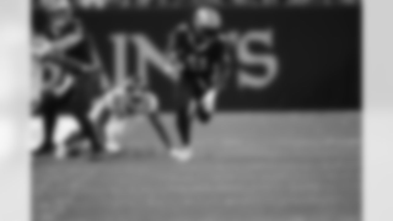 Check out photos of New Orleans Saints running back Alvin Kamara in action during the 2021 NFL season.