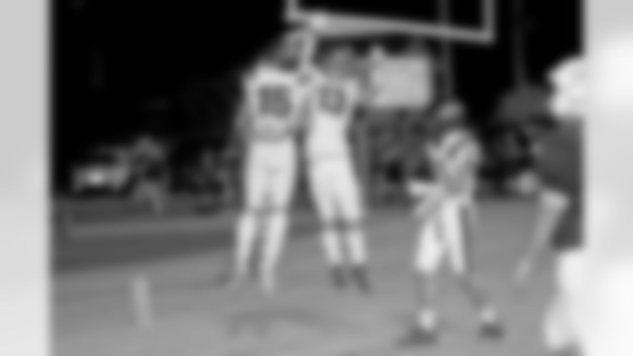 The Long Beach Bearcats hosted the St. Stanislaus Rock-A-Chaws during the Sanderson Farms Mississippi High School Game of the Month on September 3, 2021. The visiting Rock-A-Chaws defeated the Bearcats by a score of 35-25.