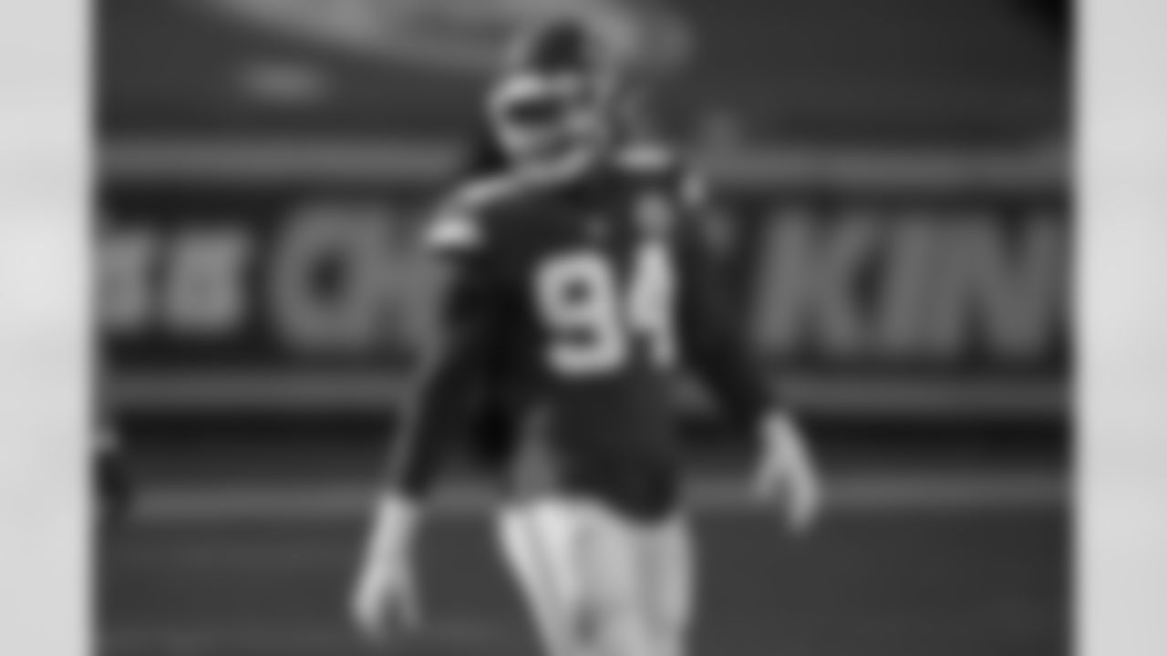 New Orleans Saints announced that they have agreed to terms with free agent defensive end Taco Charlton on Monday, April 4, 2022. Check out Taco in action with the Pittsburgh Steelers and Kansas City Chiefs during his career.