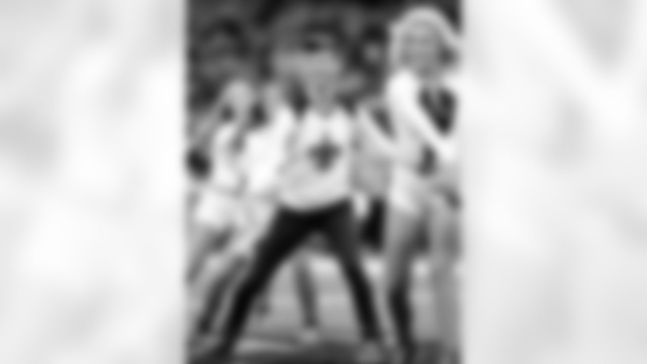 Gallery_Faces_Saintsations_jesse010419_12