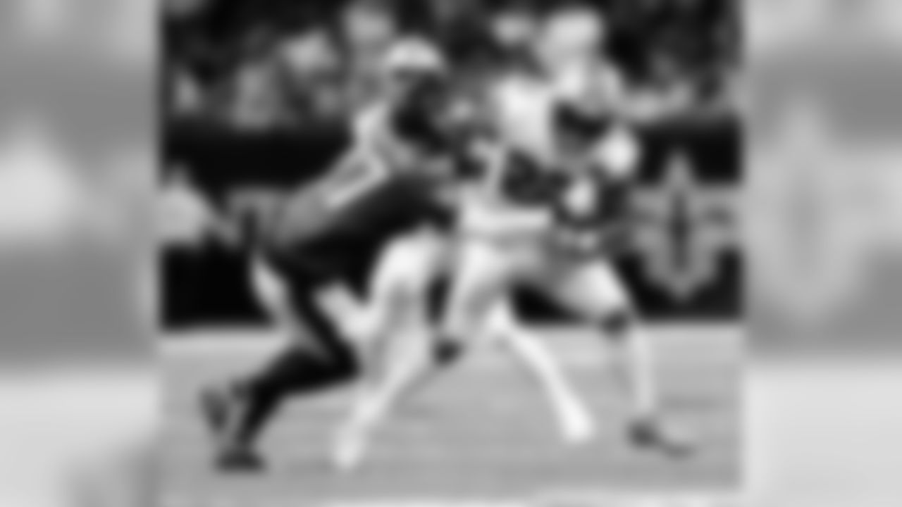 Saints 48- Eagles 7 (W)

New Orleans Saints 2018 Season

Michael C.  Hebert