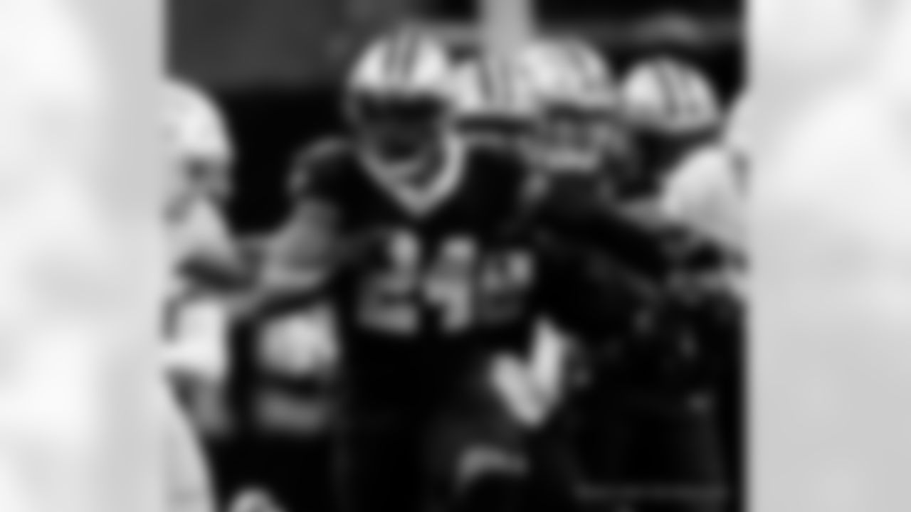 Game action photos from the New Orleans Saints vs. Los Angeles Chargers matchup in Week 5 of the 2020 NFL season.