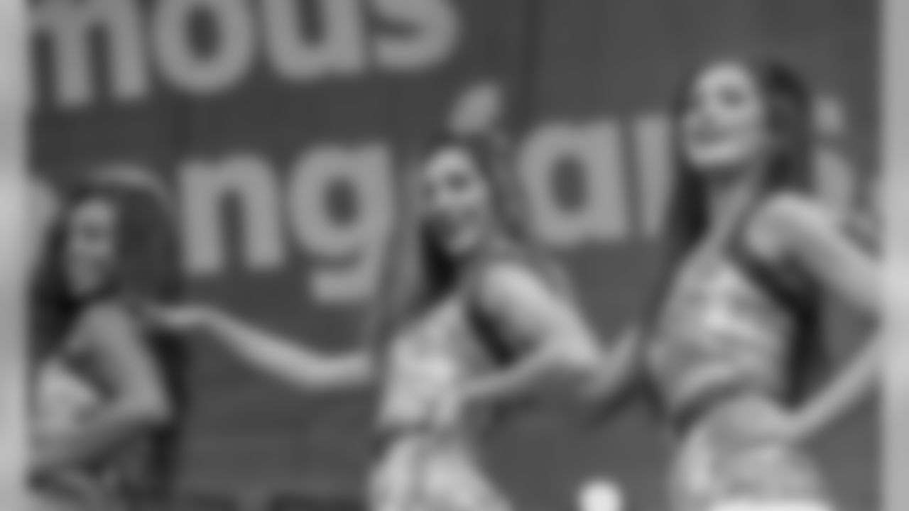 Gallery-Champions-2560-1440-595_1