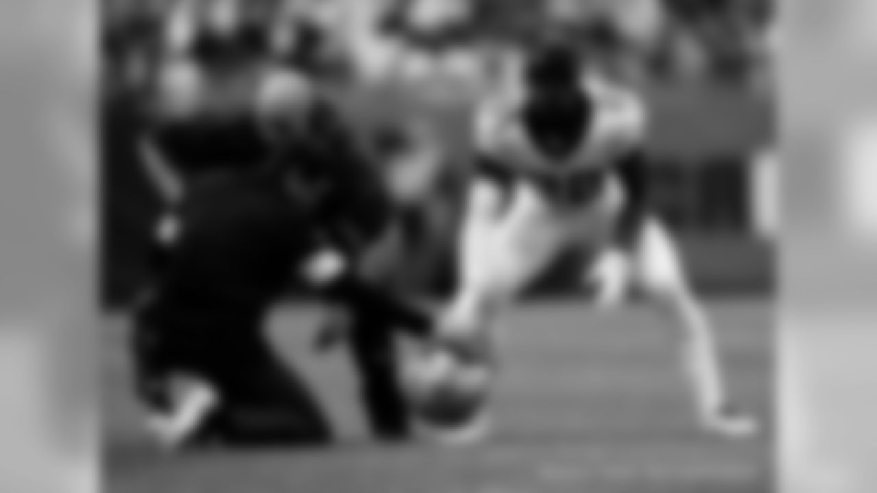 2nd gallery of game action photos from the New Orleans Saints win over the Chicago Bears in Week 7 of the 2019 NFL season.