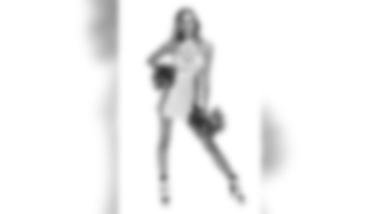 Gallery_Faces_Saintsations_hayden010419_12