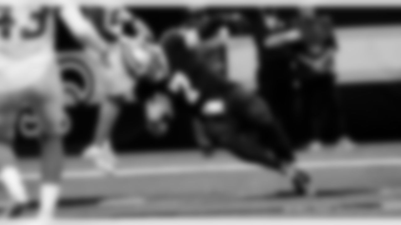 Game action photos from the New Orleans Saints vs. Los Angeles Chargers matchup in Week 5 of the 2020 NFL season.