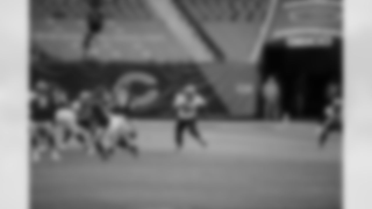 Game action photos from the New Orleans Saints at Chicago Bears matchup in Week 8 of the 2020 NFL season.