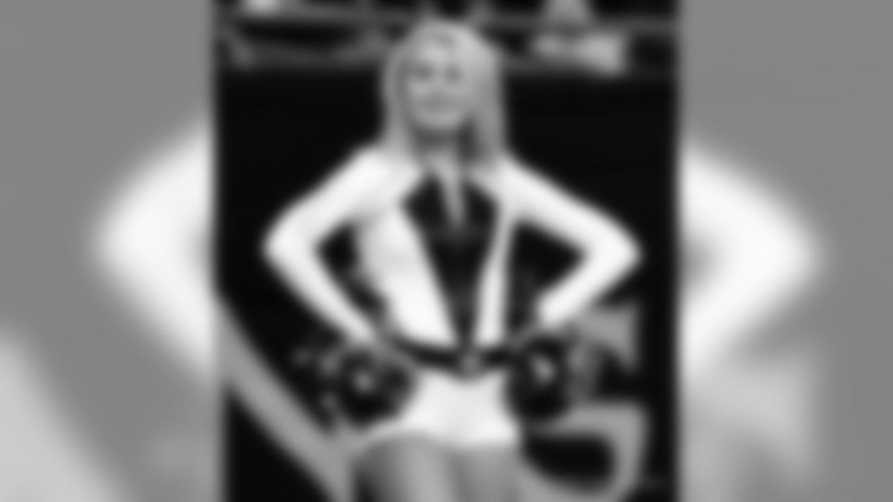 Gallery_Faces_Saintsations_gabbyb010419_11