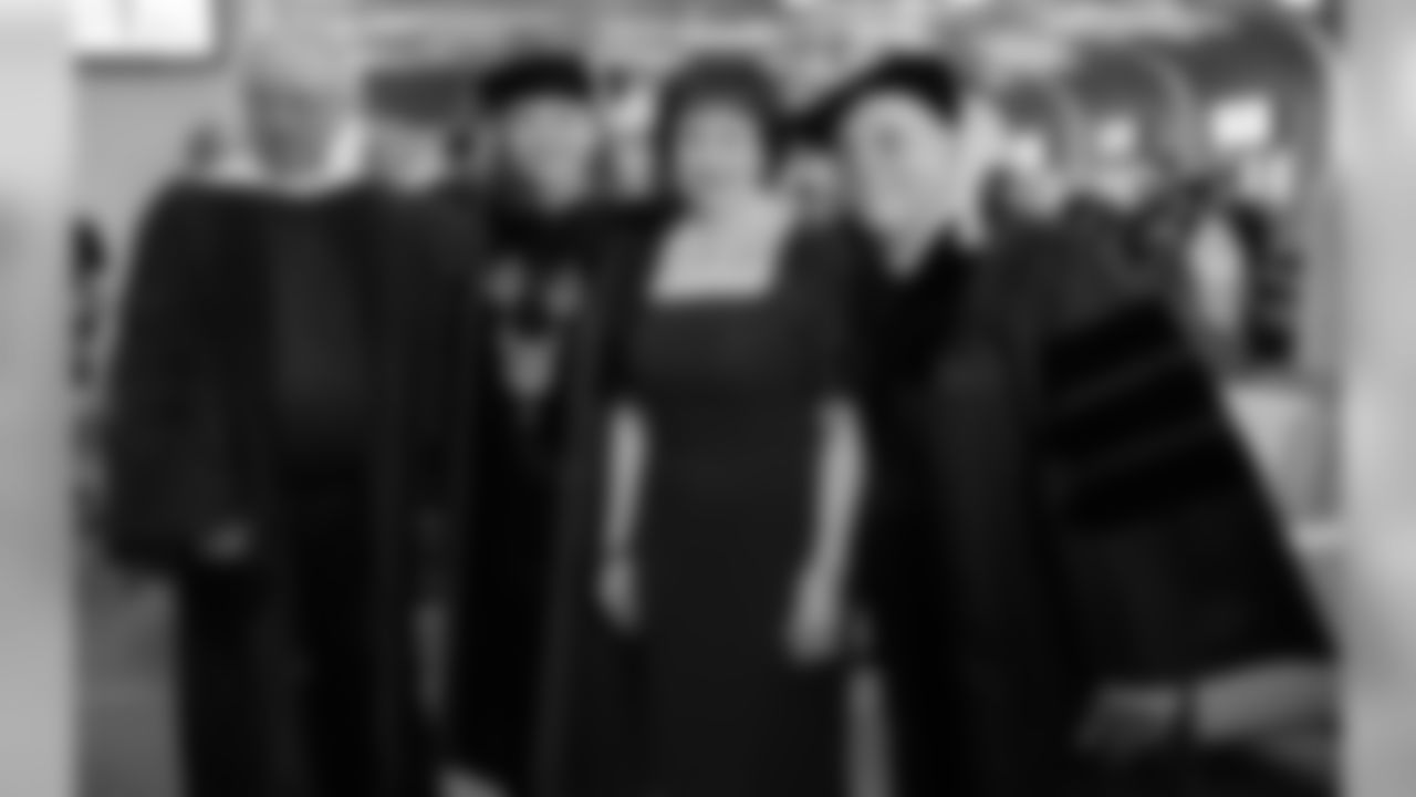Gallery-GayleBenson-Loyola-051119_004