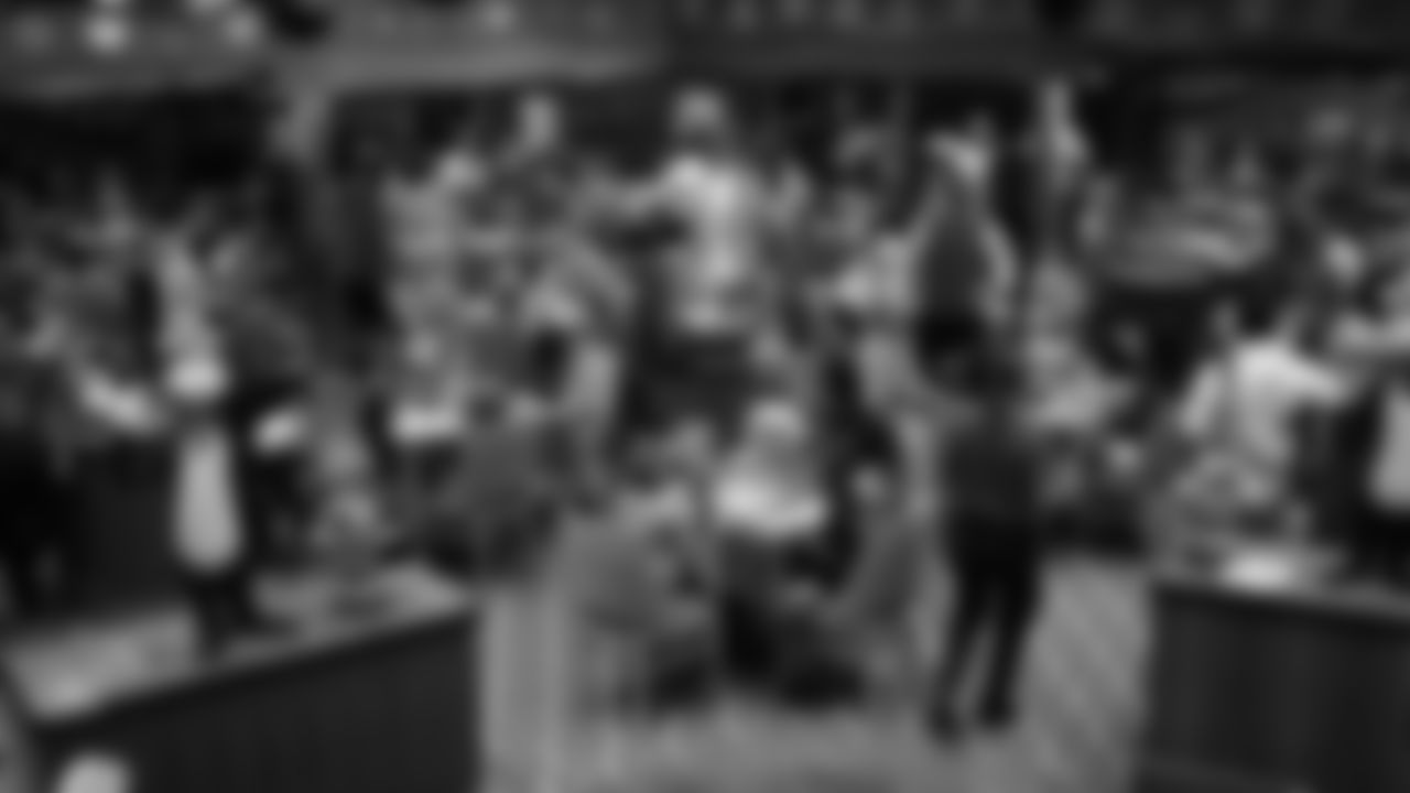 gallery-watson-carnival-2560x1440-14