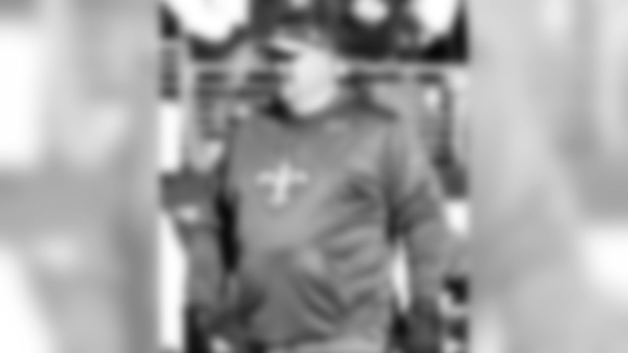 Gallery-Reg-Wk7-Saints-Ravens-Coaches-Staff-102118-002