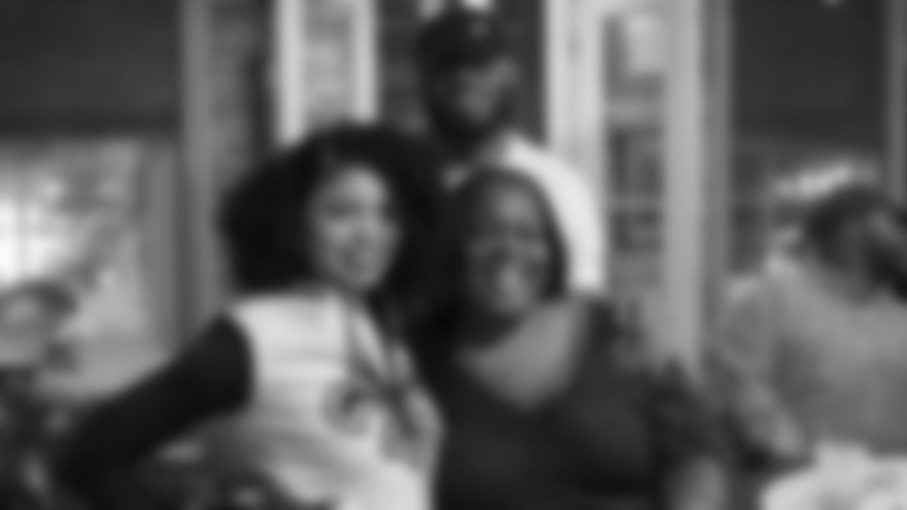 Gallery_BudLight_Viewing_112918_001