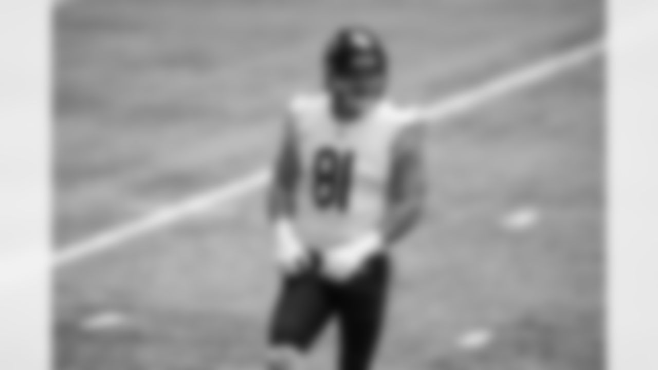 New Orleans Saints announced that they have agreed to terms with free agent tight end J.P Holtz on Monday, April 4, 2022. Check out J.P. in action with the Chicago Bears during his career.