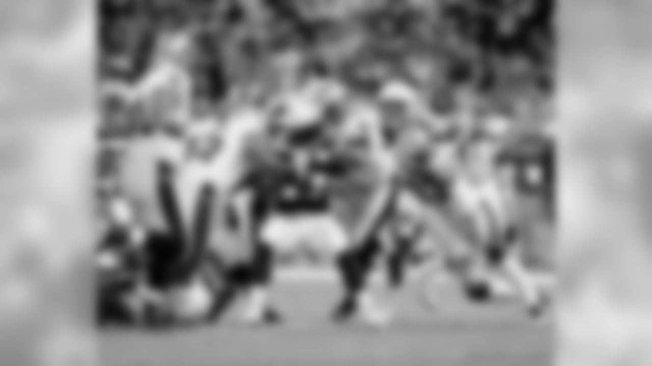 The Saints' defense held the dangerous Chargers offense to 323 yards.