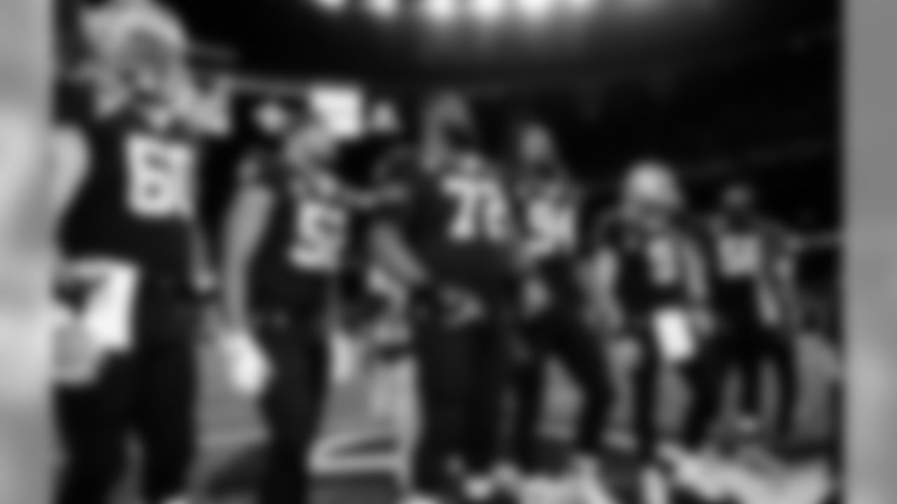 Saints 20 - Eagles 14 (W)
Divisional Game
Michael C. Hebert