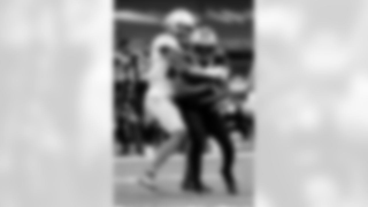 Game action photos from the New Orleans Saints vs. Los Angeles Chargers matchup in Week 5 of the 2020 NFL season.