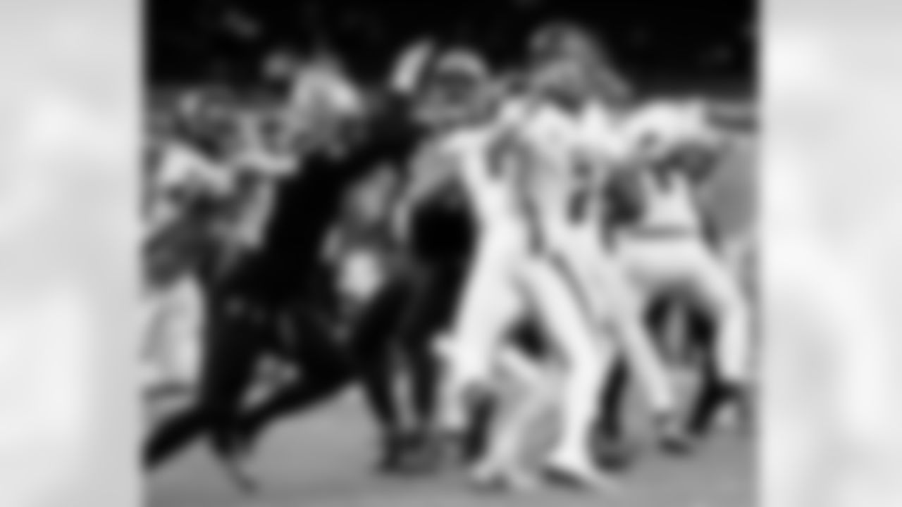 Game action photos from the New Orleans Saints vs. Atlanta Falcons matchup in Week 11 of the 2020 NFL season.