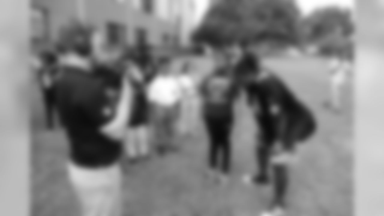 Gallery_Jordan_PlayFootball_101519 (3)