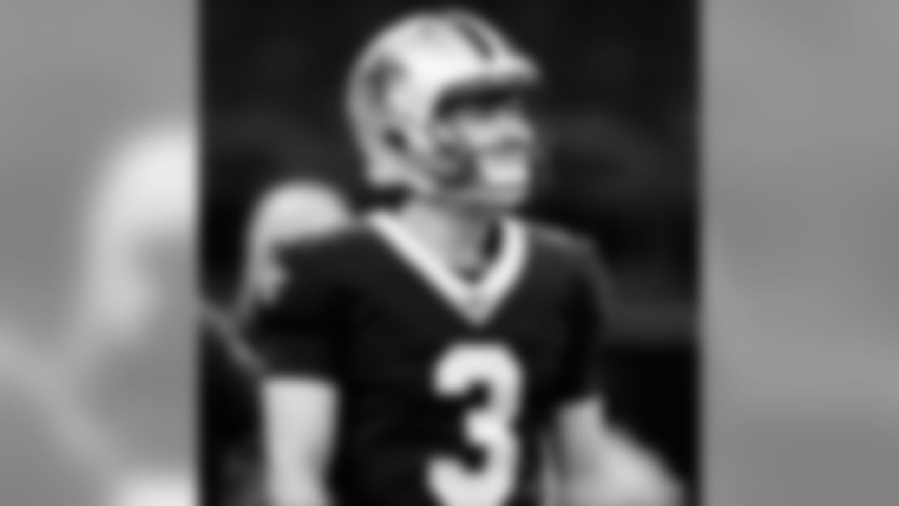 Saints players prepare for their Week 5 division battle against the Tampa Bay Buccaneers at the Mercedes-Benz Superdome