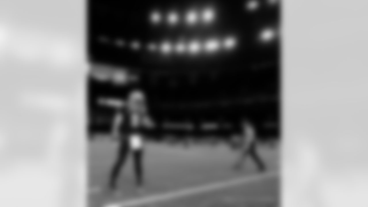 Pregame photos from the New Orleans Saints playing host to the San Francisco 49ers in Week 10 of the 2020 NFL season.