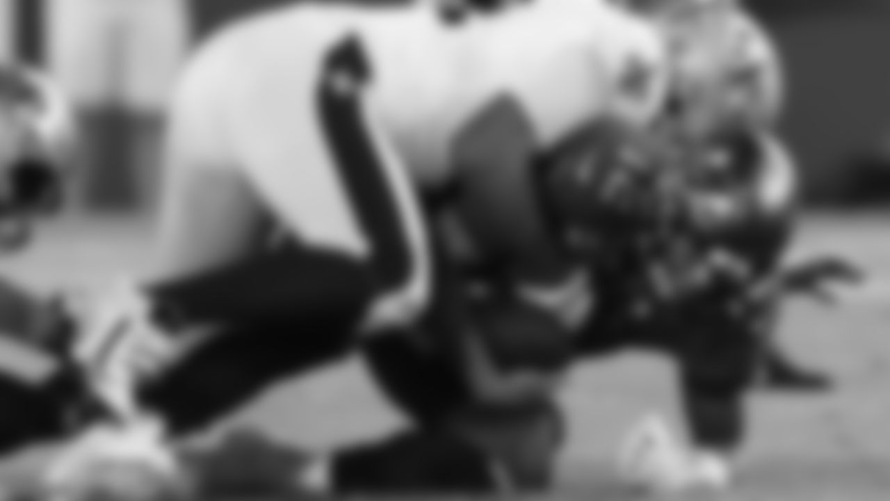 cam-jordan-sack-2-week-15-bucs-2021